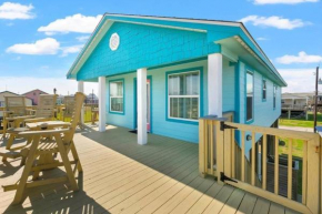Chloe's Crib - Sleeps 10 - Close to the Beach & Jetty Park